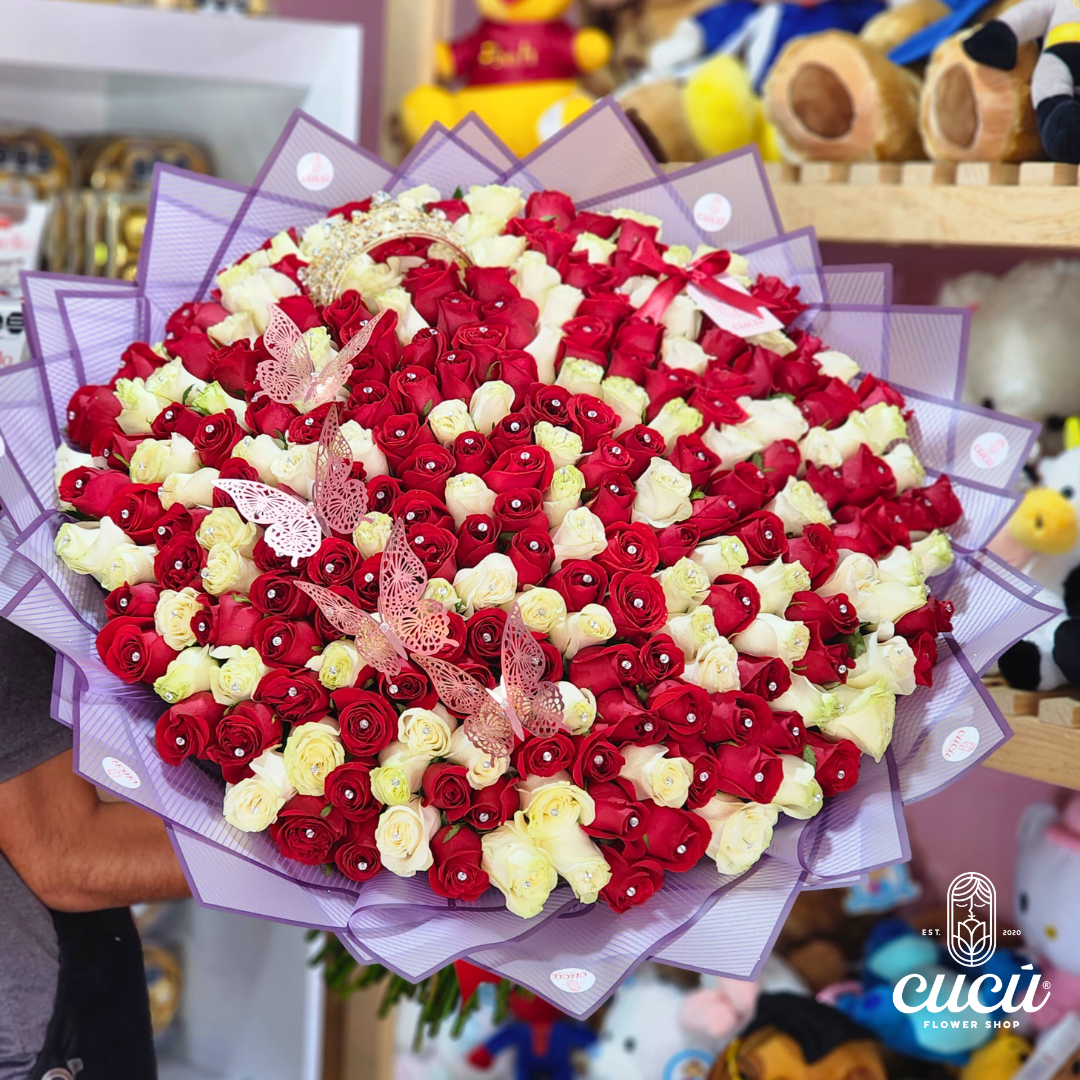 Ramo 300 Rosas Coronado